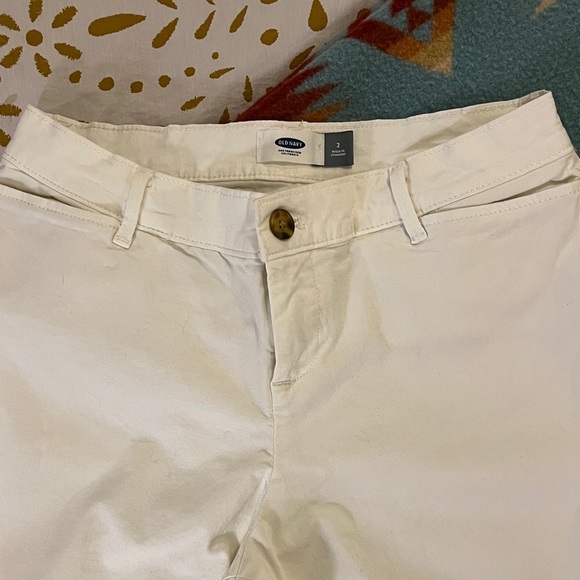 Stylish Men's Cream Chinos - Picture 4 of 9